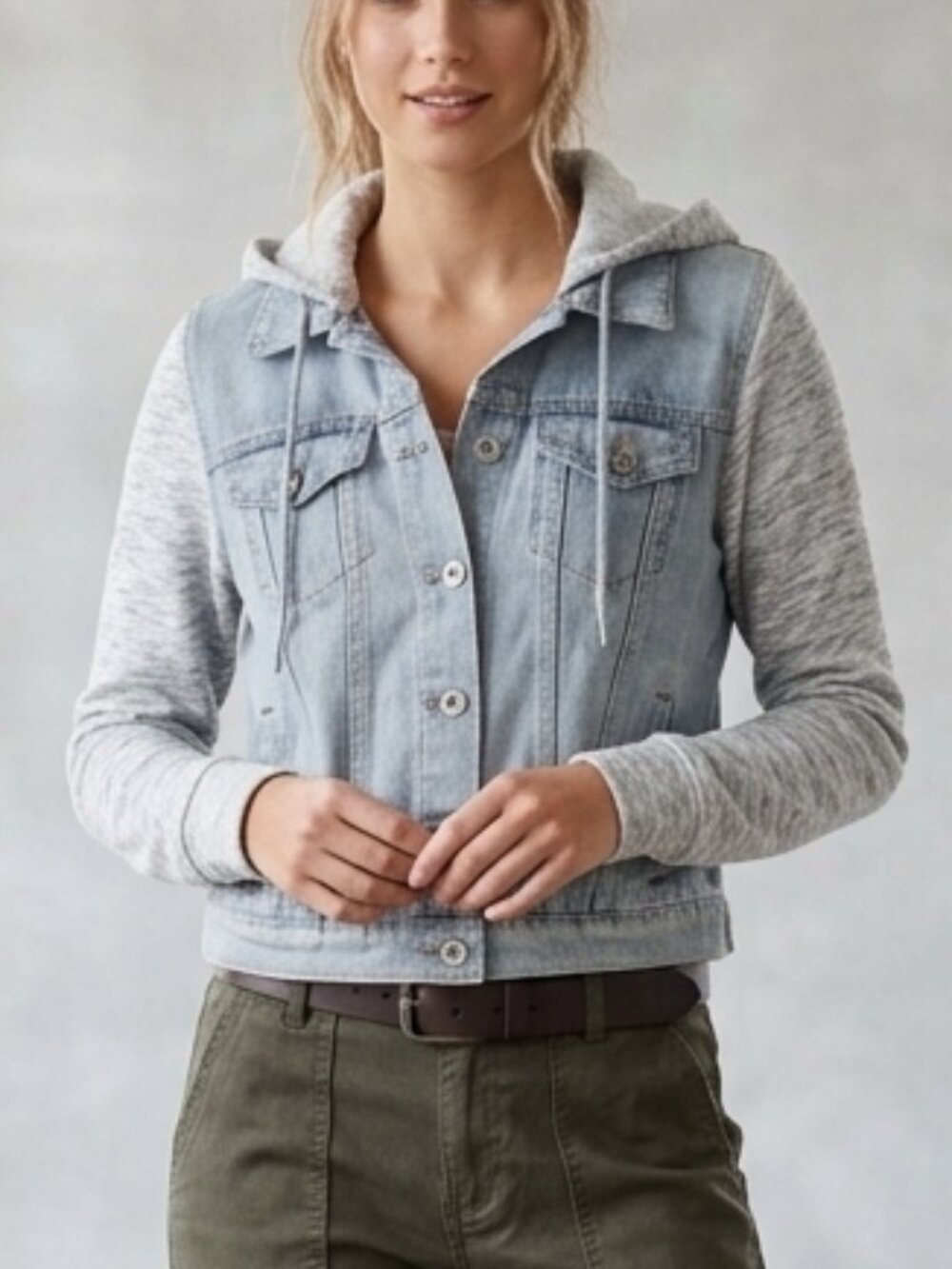 EightyTwo Hooded Light Wash Denim Jacket Knit Sleeves Gray Size M